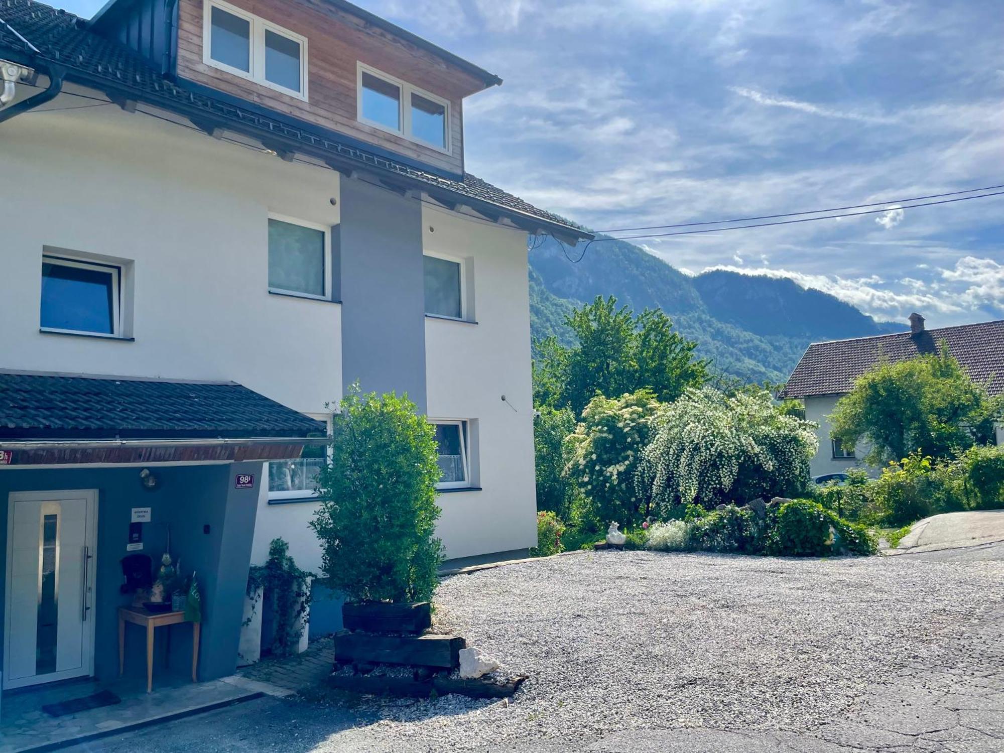 Apartma Zeus Jesenice Exterior foto