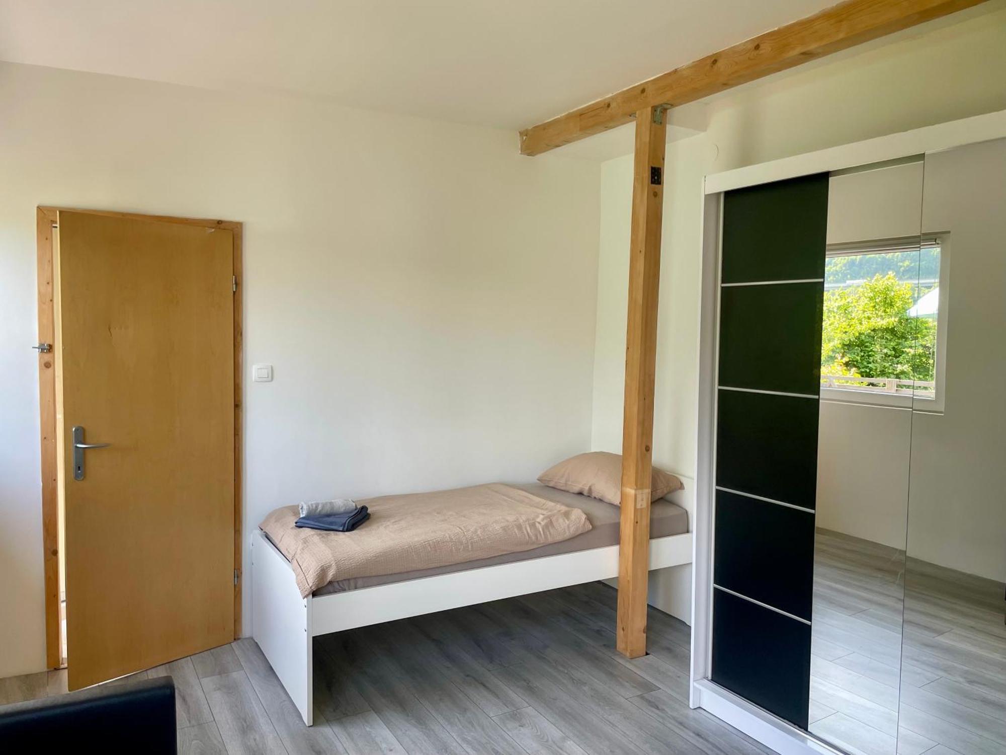 Apartma Zeus Jesenice Exterior foto